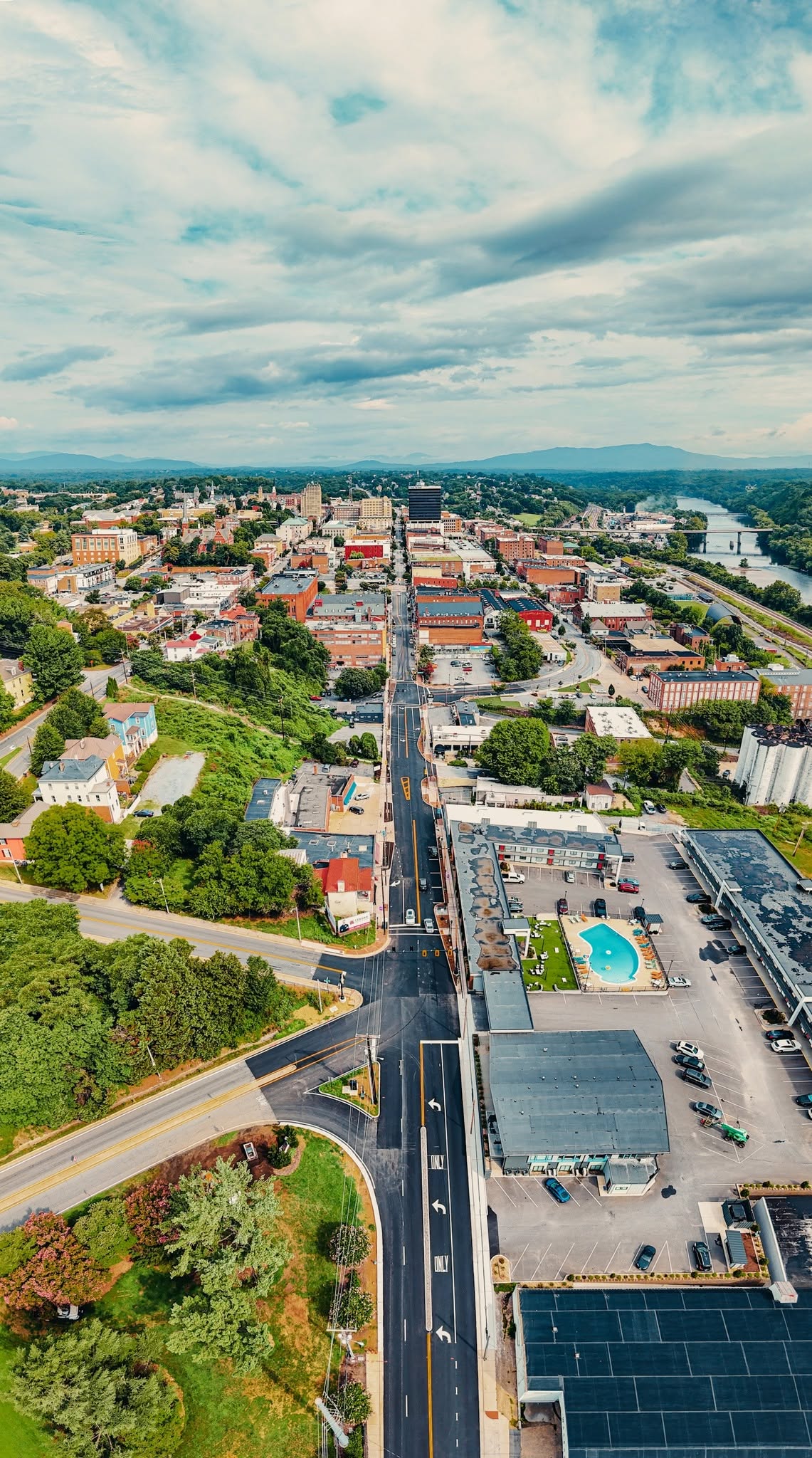 Main Street Reopens: Phase 4 of the Lynchburg Downtown Renewal Project Is Complete