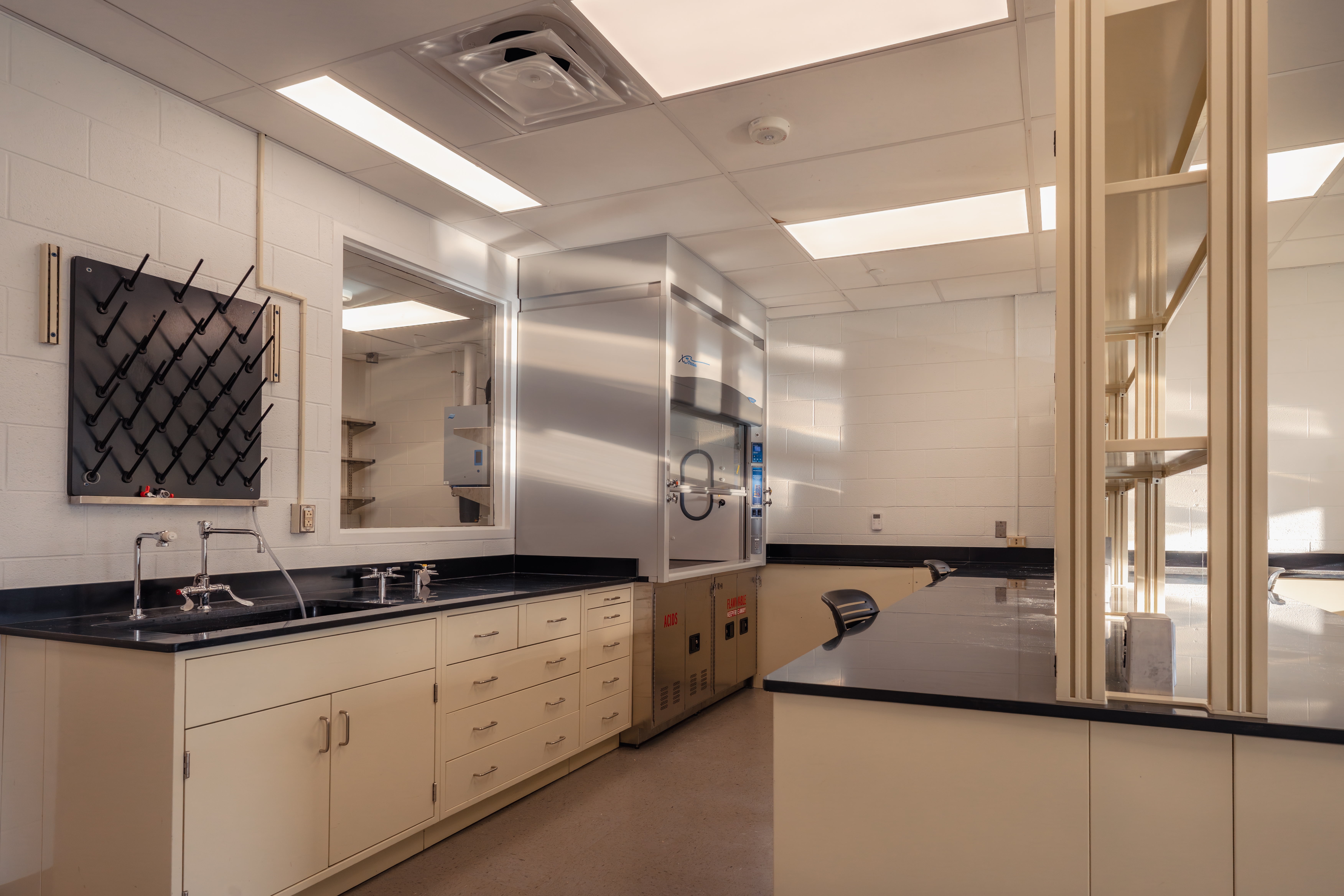 Jamerson Lewis Construction university of Virginia chemistry lab renovations construction Charlottesville va