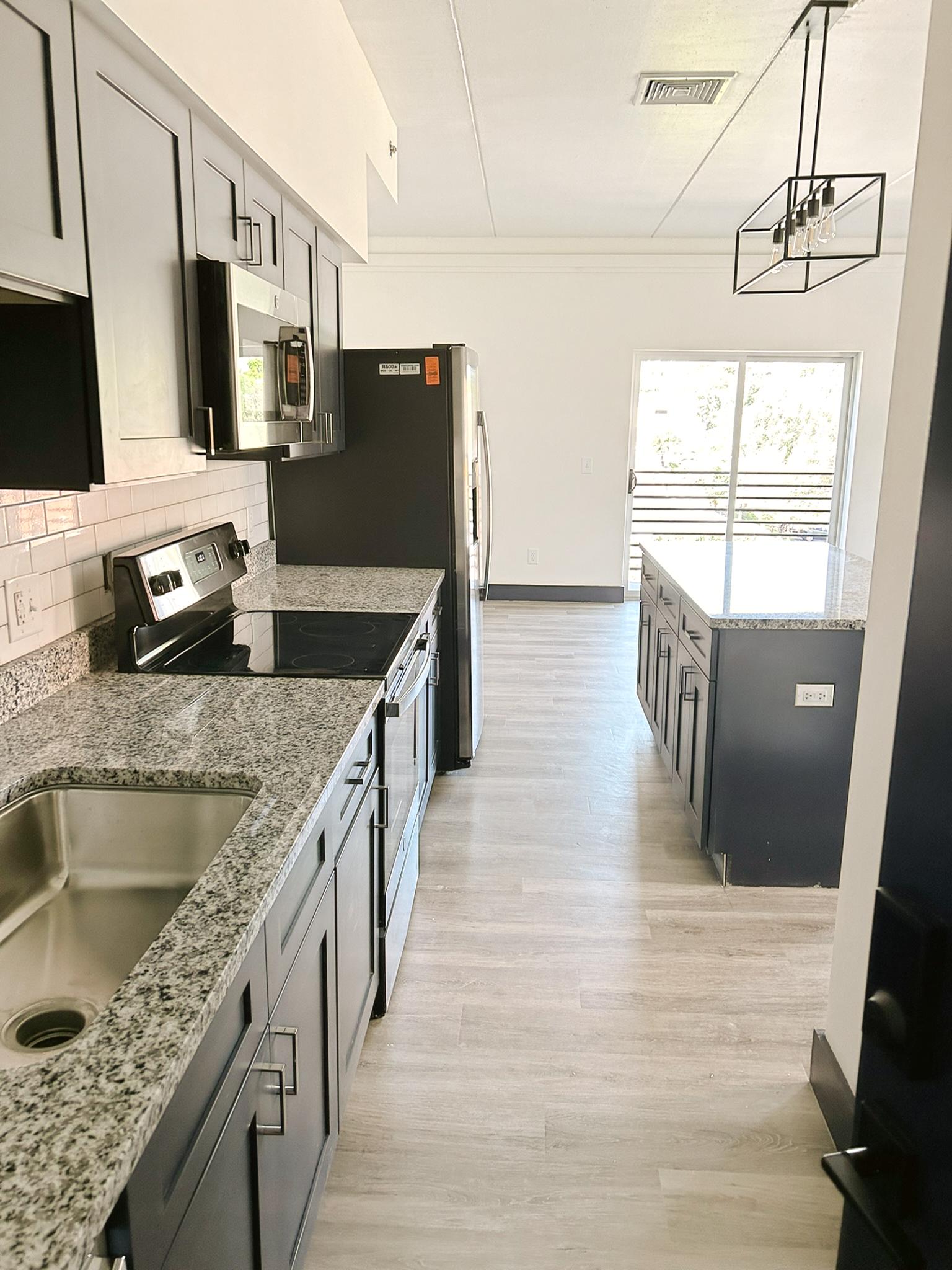 12thandcourtlofts-jamersonlewisconstruction-downtown lynchburg va- multifamily living- new construction