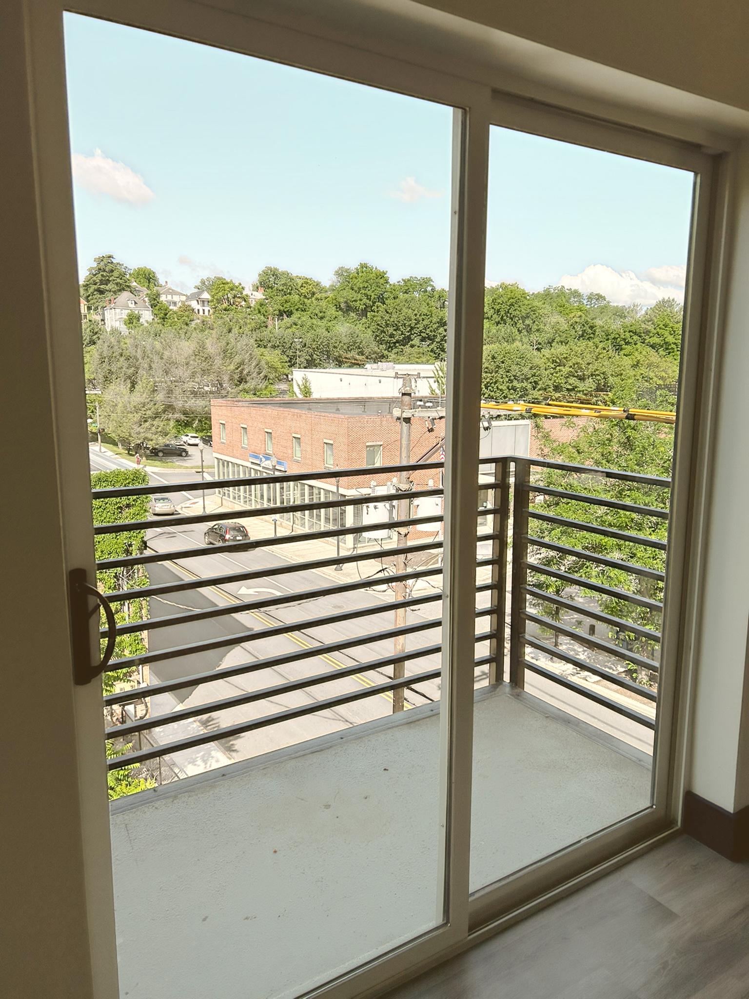 12thandcourtlofts-jamersonlewisconstruction-downtown lynchburg va- multifamily living- new construction