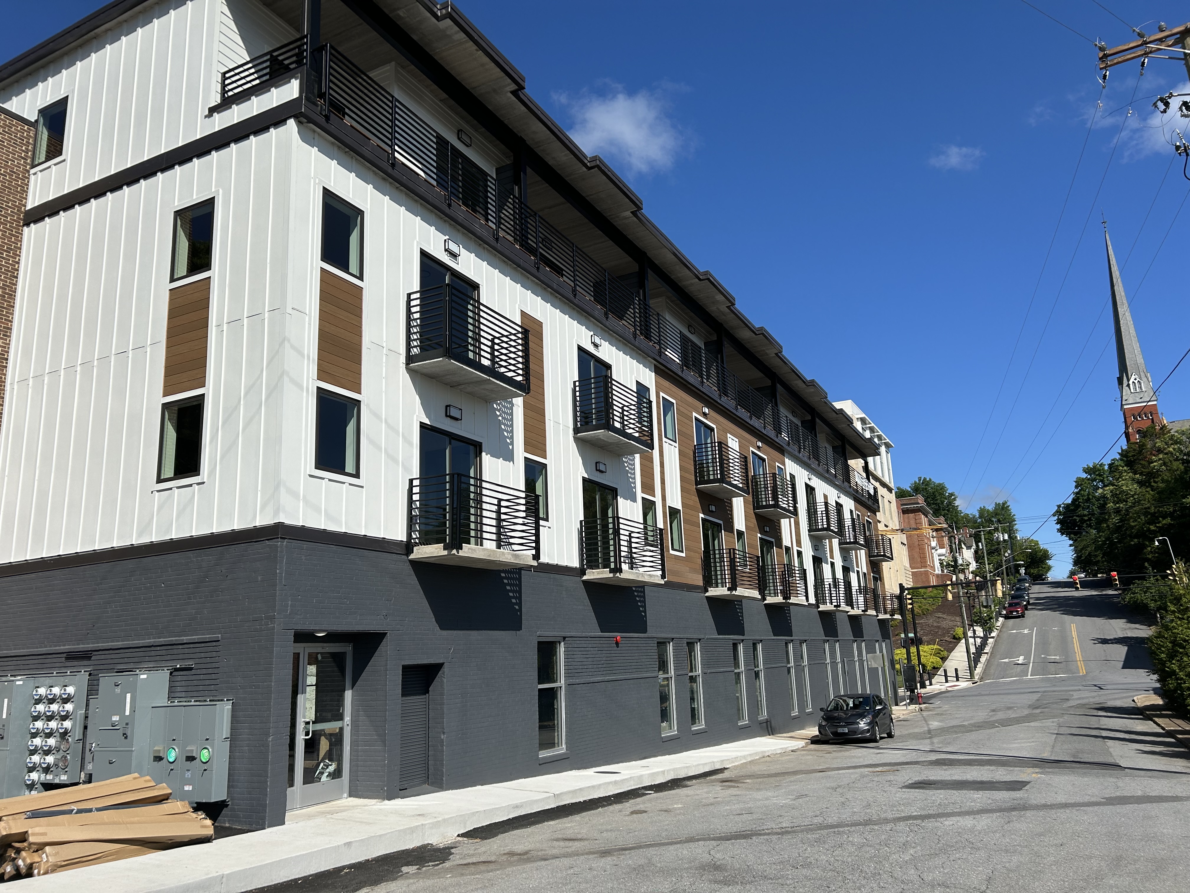 12thandcourtlofts-jamersonlewisconstruction-downtown lynchburg va- multifamily living- new construction