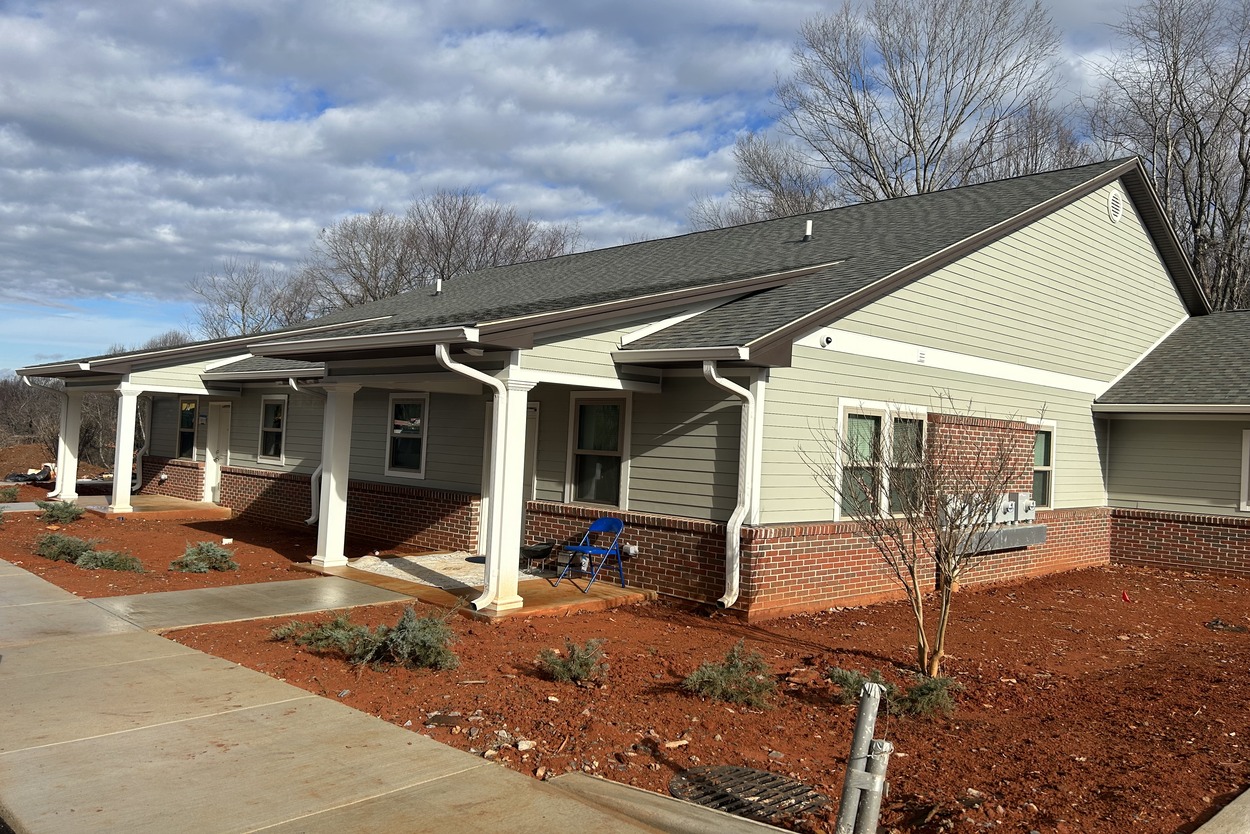 florida terrace apartments jamerson lewis construction low income housing ada compliant lynchburg virginia florida avenue construction new construction