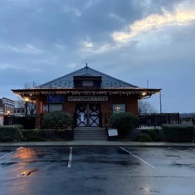 train depot appomattox virginia train station renovations