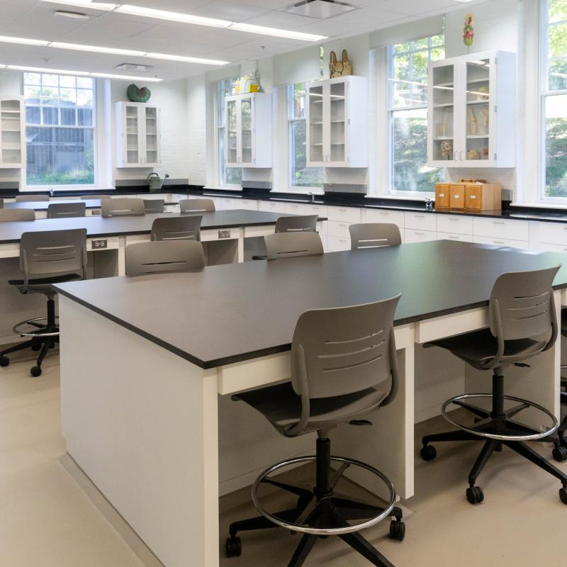 Randolph Martin science renovation lynchburg va construction Jamerson-Lewis